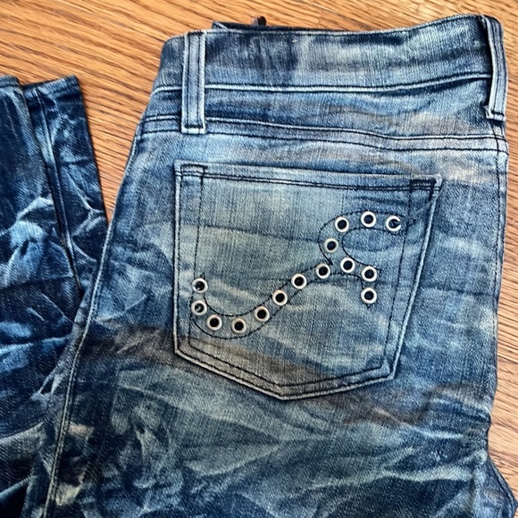 Rock and Republic vintage 2000s acid wash extra bootcut jeans, Size 28 - Picture 2 of 4